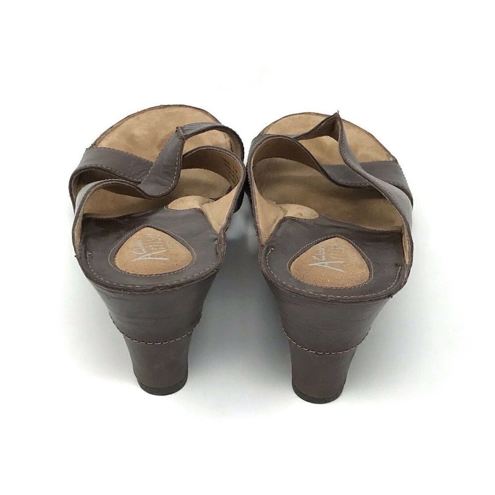 Clarks Brown Leather Sandals - Picture 5 of 8